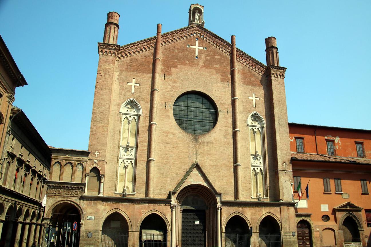 Piazza Verdi & Basilica of San Giacomo Maggiore