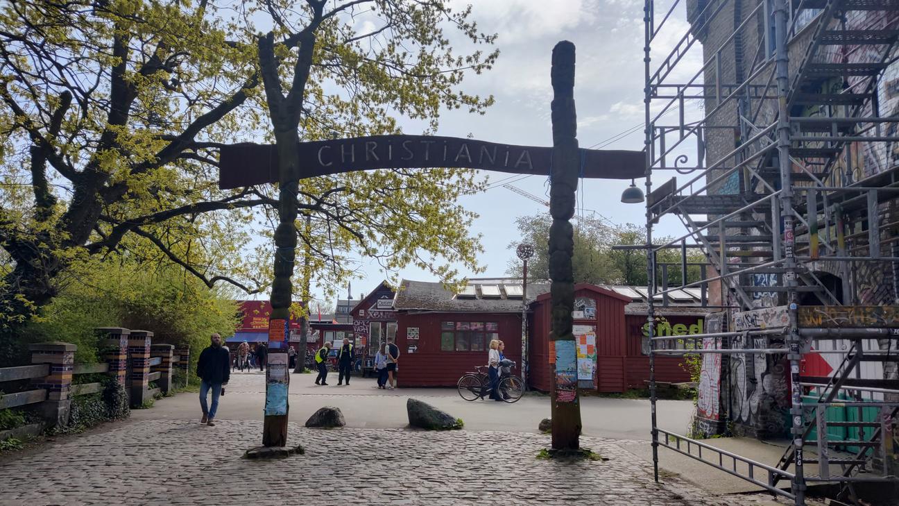 Christiania (main entrance)