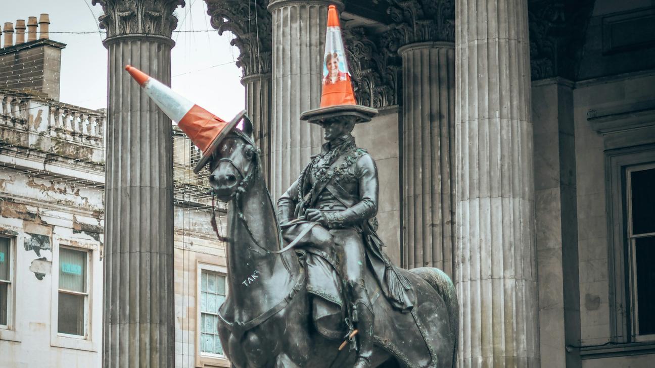 GoMA & The Duke of Wellington and hopefully the cone 