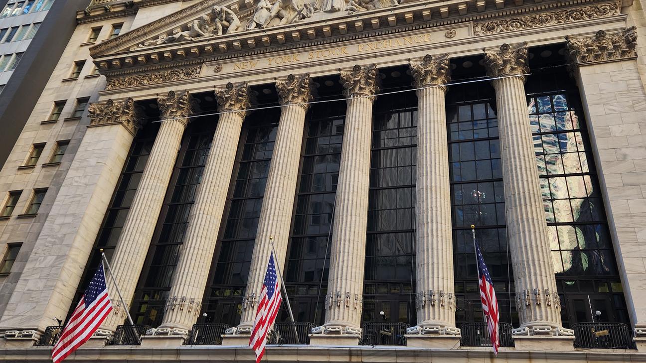 New York Stock Exchange — Sycamore, Coffee, and High Finance