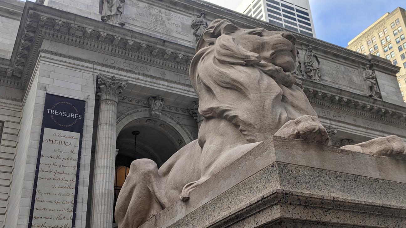 New York Public Library — Lions, Books, and Philanthropy