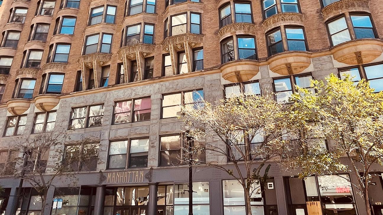 A photo of Introduction & Manhattan Building (exterior)