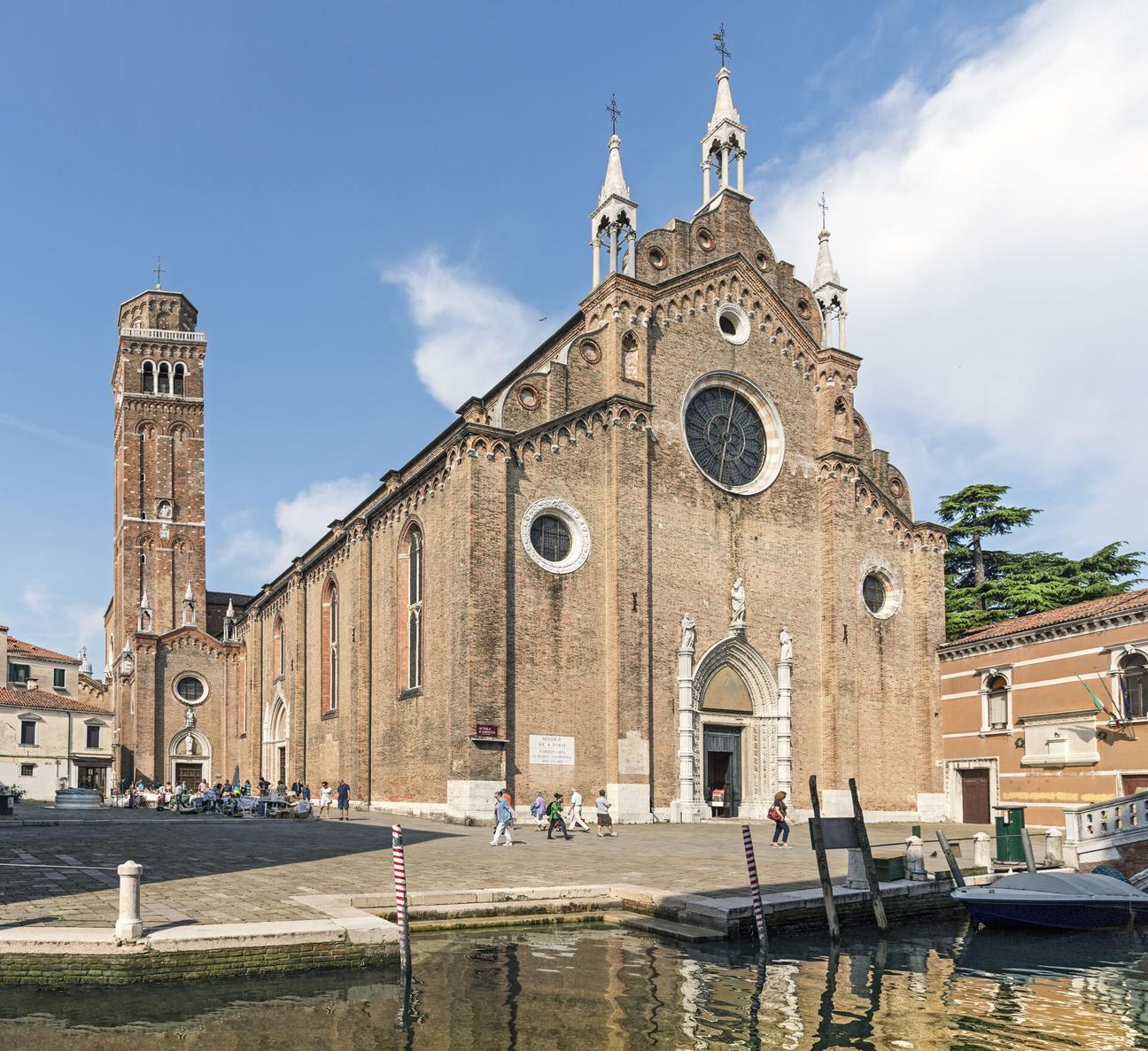 A photo of Basilica S. Maria Gloriosa dei Frari