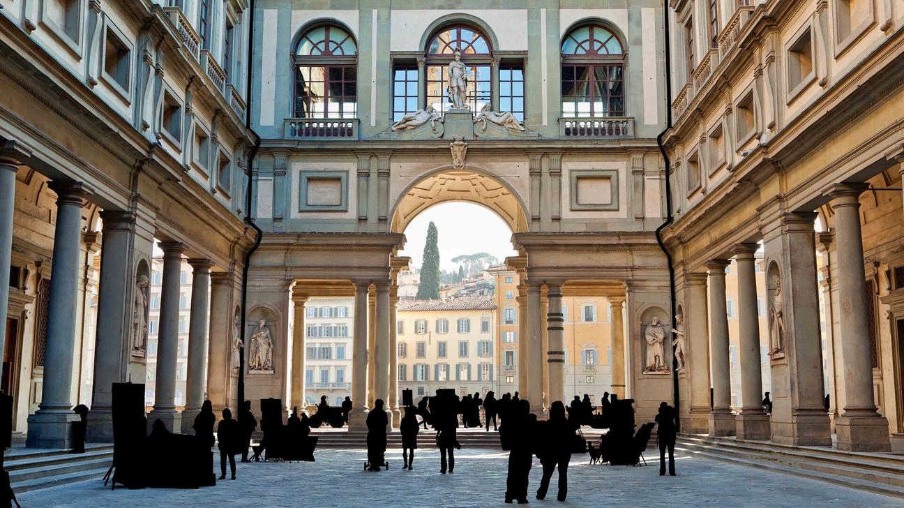 A photo of Piazzale degli Uffizi