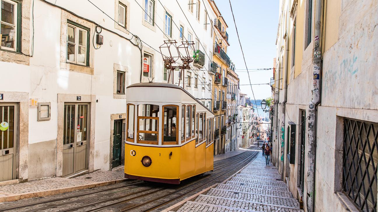 A photo of Lisbon's Tramways