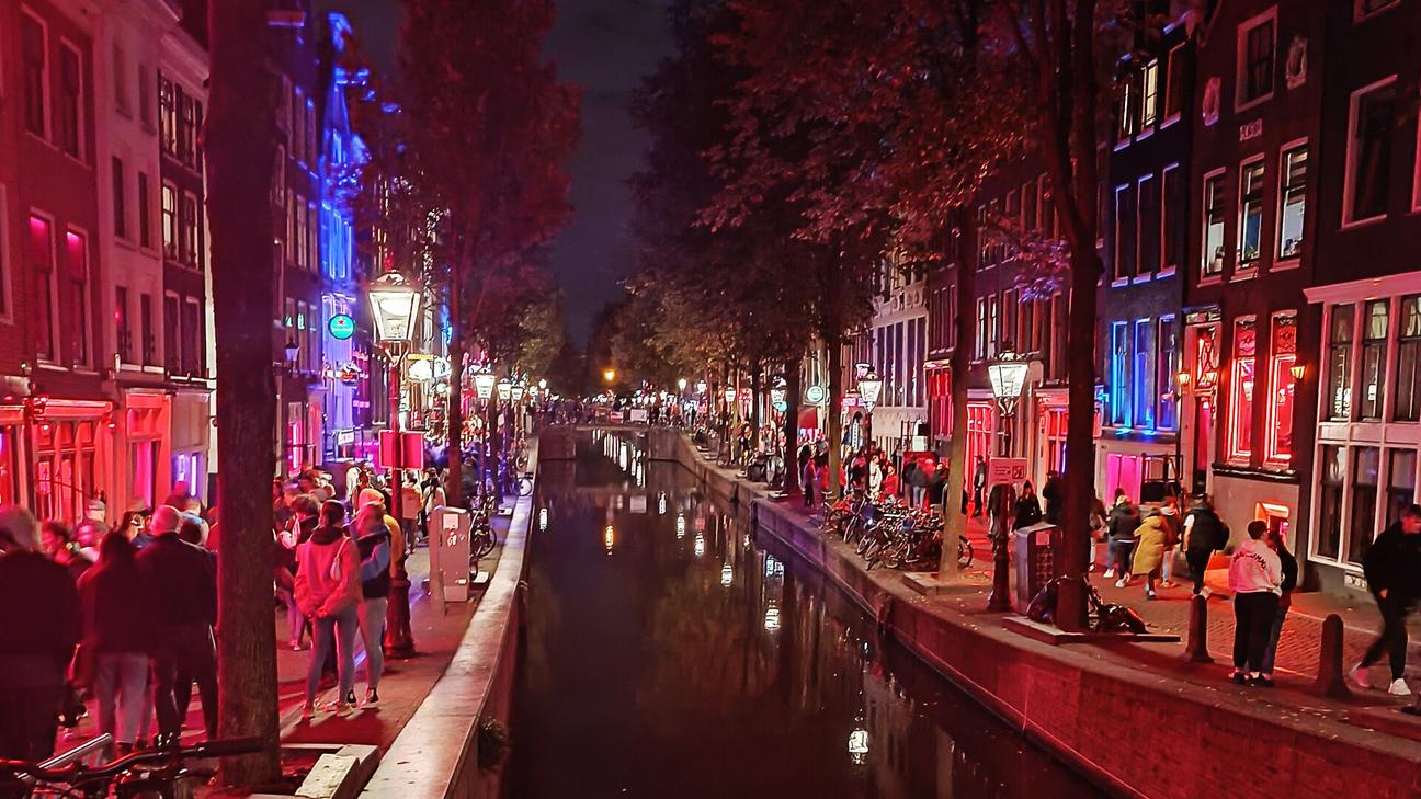 audio walking tour amsterdam