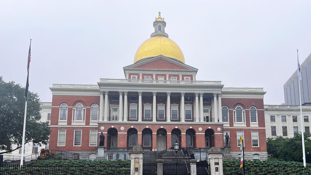 A photo of Massachusetts State House